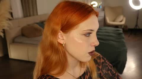 Snapshot of mazymayes chatting on June 24, 2026, 8:41 pm Mazy online show from June 24, 2026, 8:41 pm