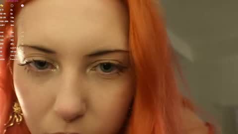 Snapshot of mazymayes chatting on July 17, 2026, 8:14 pm Mazy online show from July 17, 2026, 8:14 pm