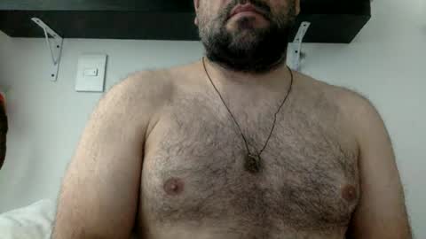 Snapshot of mbotve chatting on July 6, 2026, 3:03 pm VzlaMan online show from July 6, 2026, 3:03 pm