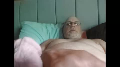 Snapshot of mbravo420 chatting on June 8, 2026, 1:55 pm mbravo420 online show from June 8, 2026, 1:55 pm