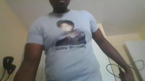 Mark online show from October 1, 2025, 5:19 pm