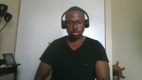 Mark online show from November 20, 2025, 8:08 pm