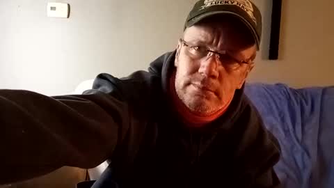 Snapshot of mcfly1973 chatting on January 25, 2025, 6:23 am mcfly1973 online show from January 25, 2025, 6:23 am