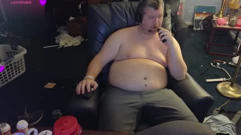 Snapshot of mckhero chatting on December 27, 2024, 6:03 am Sean online show from December 27, 2024, 6:03 am