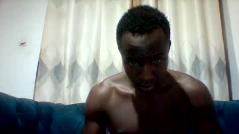 mclntz_bbc online show from December 18, 2025, 3:01 am