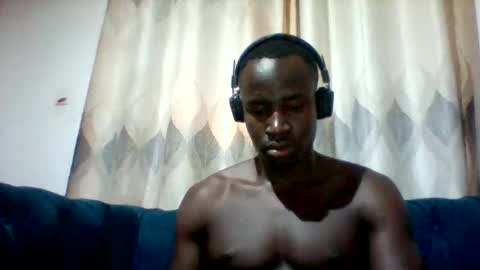 Snapshot of mclntz_bbc chatting on May 14, 2026, 8:10 am mclntz_bbc online show from May 14, 2026, 8:10 am