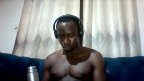 Snapshot of mclntz_bbc chatting on June 4, 2026, 6:25 pm mclntz_bbc online show from June 4, 2026, 6:25 pm