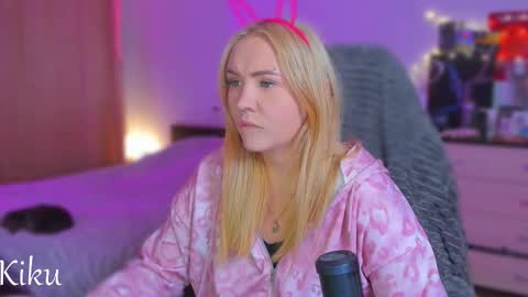 Snapshot of mdaluna chatting on October 12, 2025, 6:18 pm Kiku online show from October 12, 2025, 6:18 pm