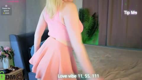 Melissa online show from May 26, 2026, 1:34 am