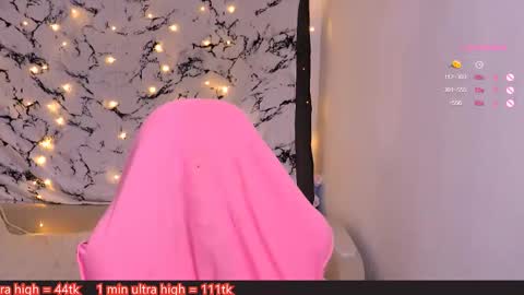 Snapshot of me_hanna chatting on February 17, 2025, 1:15 am Hanna online show from February 17, 2025, 1:15 am