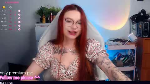 Snapshot of me_hanna chatting on October 20, 2025, 10:10 pm Hanna online show from October 20, 2025, 10:10 pm