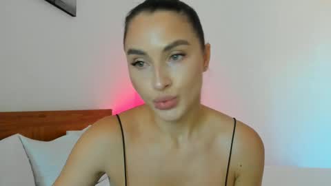 Snapshot of me_lina_ chatting on March 10, 2025, 5:54 am Alice online show from March 10, 2025, 5:54 am