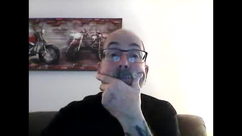 me at home online show from February 21, 2025, 10:26 pm