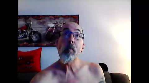 me at home online show from March 19, 2026, 6:45 pm