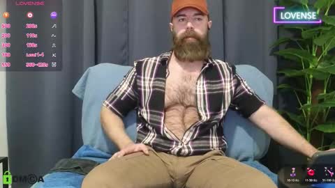 Meaty Roll online show from December 17, 2025, 3:56 am