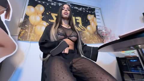 Snapshot of meclarityxxx chatting on November 18, 2025, 7:40 pm online show from November 18, 2025, 7:40 pm