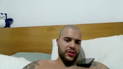 Snapshot of medellindrak chatting on December 24, 2024, 9:22 pm filippoae online show from December 24, 2024, 9:22 pm