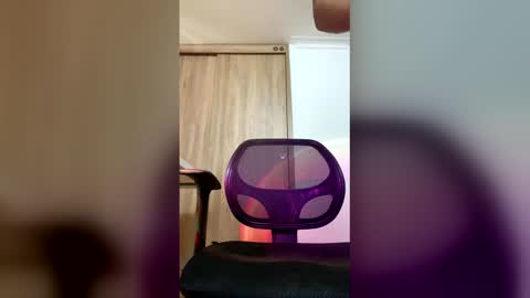 Snapshot of medellinmore chatting on February 8, 2026, 2:53 pm medellinmore online show from February 8, 2026, 2:53 pm