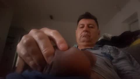 Snapshot of medeni62 chatting on January 21, 2025, 6:33 am medeni62 online show from January 21, 2025, 6:33 am