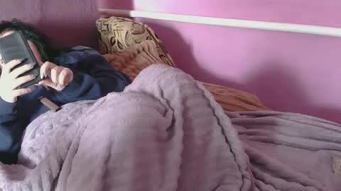 Oltereodora-lima online show from April 17, 2026, 6:38 am