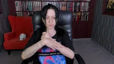 Snapshot of medusagorgona_ chatting on September 18, 2025, 7:10 am Medusa online show from September 18, 2025, 7:10 am