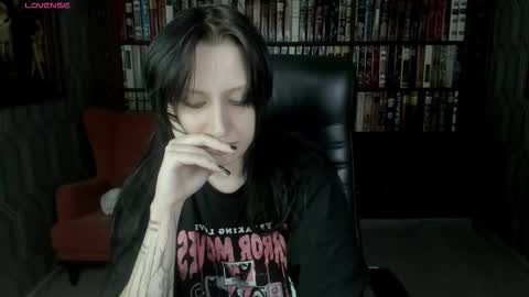 Snapshot of medusagorgona_ chatting on October 25, 2025, 6:13 pm Medusa online show from October 25, 2025, 6:13 pm