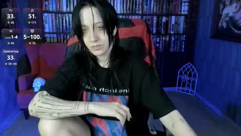 Snapshot of medusagorgona_ chatting on December 14, 2025, 7:51 pm Medusa online show from December 14, 2025, 7:51 pm