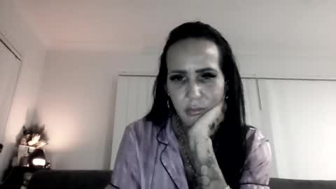 Snapshot of meegs_cb chatting on March 3, 2026, 10:32 am meegs_cb online show from March 3, 2026, 10:32 am