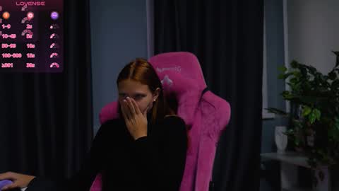 meek_cutie online show from September 23, 2025, 1:08 am