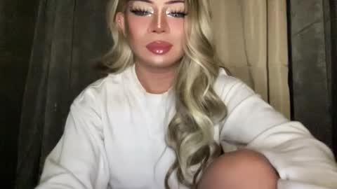 GODDESS OF ALL GODDESSES online show from October 11, 2025, 4:44 am