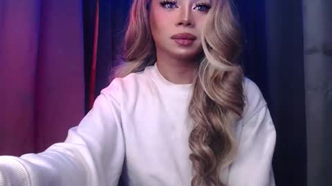 GODDESS OF ALL GODDESSES online show from November 18, 2025, 6:12 pm