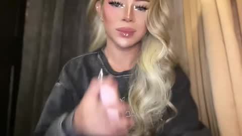 GODDESS OF ALL GODDESSES online show from January 19, 2026, 3:32 am