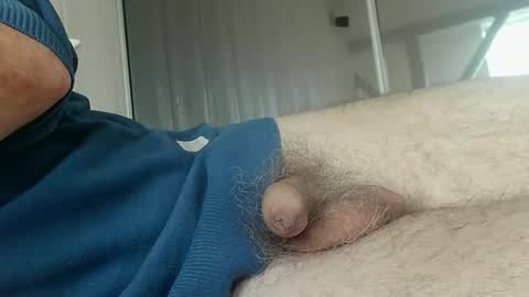 meforu21 online show from September 18, 2025, 1:24 pm