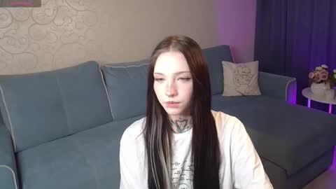 mefwhOre online show from December 22, 2025, 2:14 pm