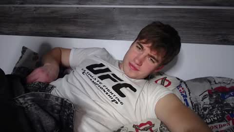 Snapshot of megamaxxxl chatting on December 21, 2024, 9:58 pm Max online show from December 21, 2024, 9:58 pm