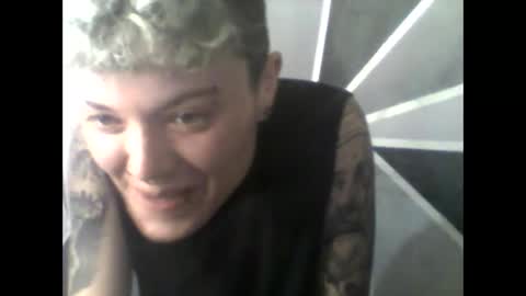 Megan and sophi online show from March 19, 2026, 2:59 am