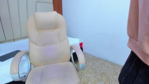 Megan online show from March 10, 2026, 11:32 pm