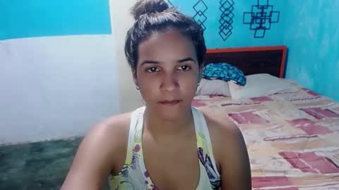 Snapshot of megan_little_ chatting on December 23, 2024, 2:24 am amanda online show from December 23, 2024, 2:24 am