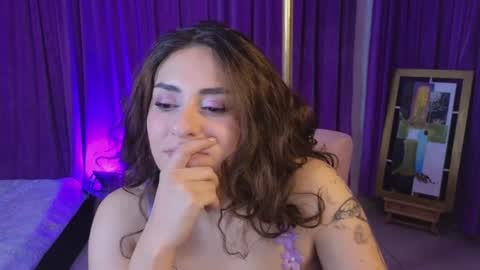                 Laura                 online show from July 17, 2026, 12:50 am