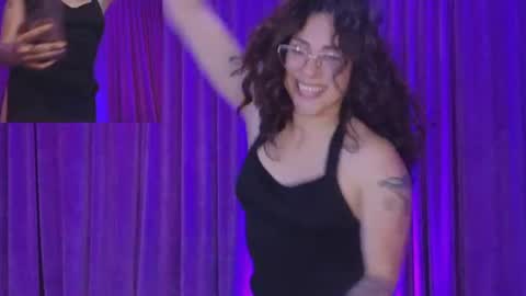                 Laura                 online show from July 23, 2026, 12:13 am