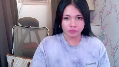 Snapshot of megan_younng chatting on July 7, 2026, 11:03 am MEGAN online show from July 7, 2026, 11:03 am