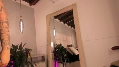 meganblake__ online show from April 22, 2026, 6:05 am