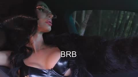Snapshot of meganfoxxi_ chatting on June 27, 2026, 11:59 am MeganFOXXI online show from June 27, 2026, 11:59 am