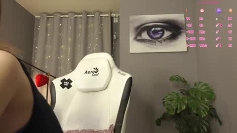 MeganieX online show from March 17, 2026, 2:49 am