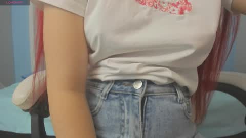 Megan Queen online show from November 19, 2025, 12:16 pm