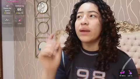 Snapshot of meganrousx chatting on February 27, 2026, 11:32 am Megan online show from February 27, 2026, 11:32 am