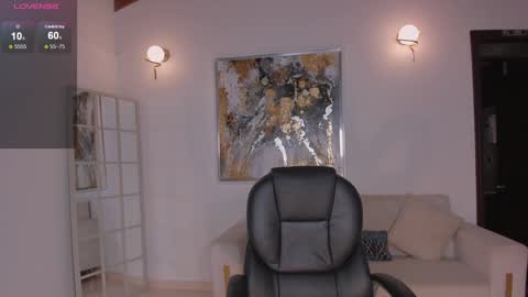 Snapshot of meganscottx chatting on December 13, 2024, 1:37 am Megan online show from December 13, 2024, 1:37 am