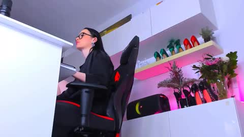 Snapshot of meganstones chatting on February 18, 2026, 4:58 pm Megan online show from February 18, 2026, 4:58 pm