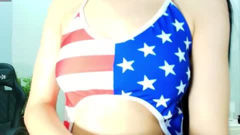 MEGGAN LUXX online show from July 4, 2026, 11:05 am