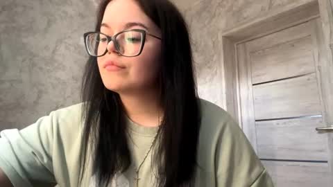 Hanna online show from June 11, 2026, 2:04 pm